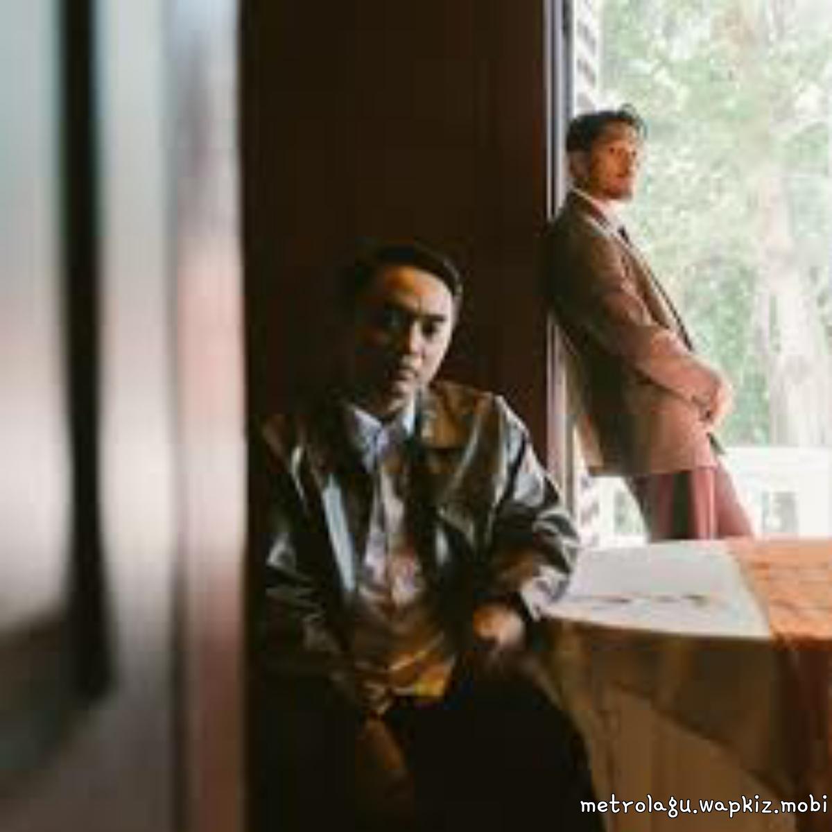 Cover album Kualat dari Adrian Khalif & Dipha Barus di Matikiri