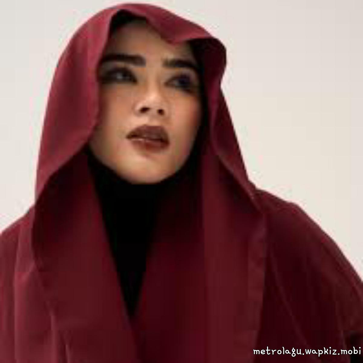 Cover album Diam, Kamu Berisik dari SIVIA di Matikiri