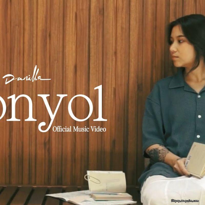 Cover lagu Danilla - Konyol di Matikiri