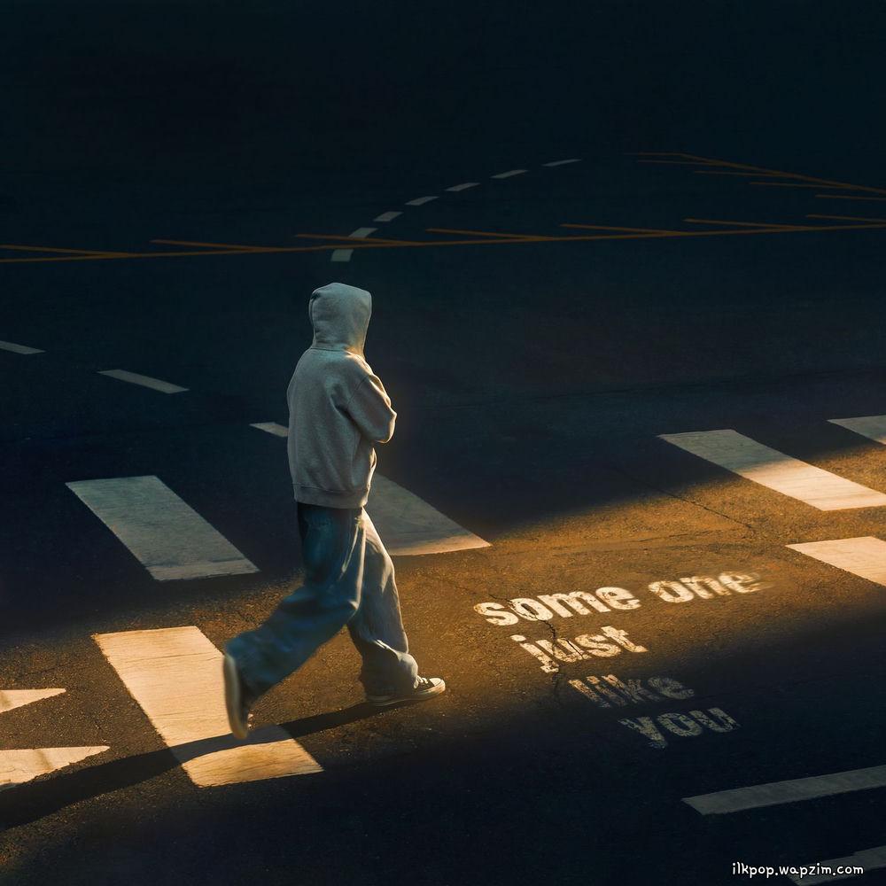 Chilloop - someone just like u.mp3