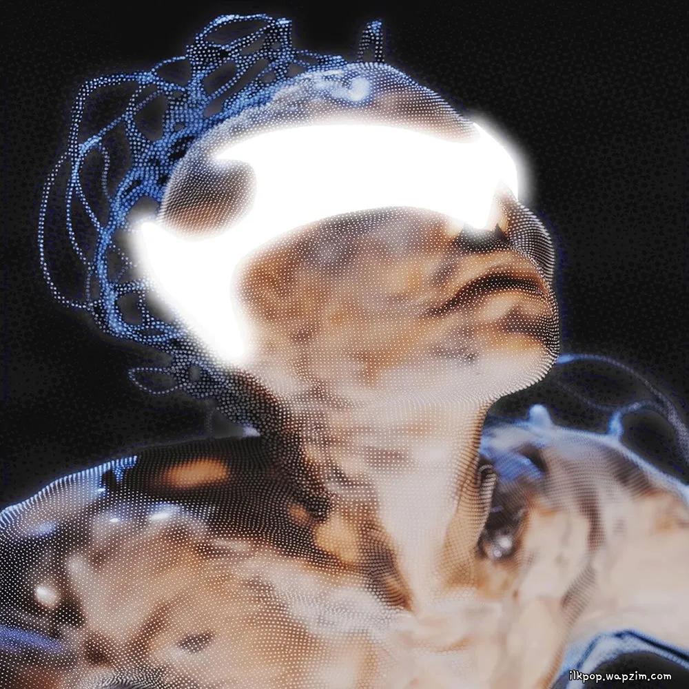 EK - Molly World (feat. GV) (Hoonnie Remix).mp3