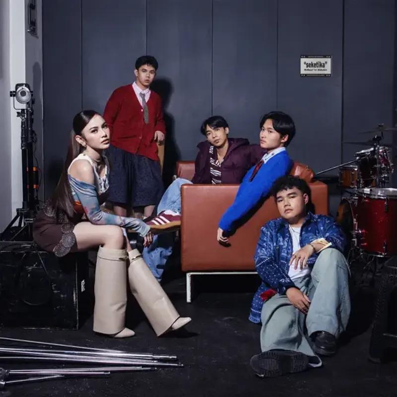 Cover lagu Rizwan Fadilah,Rnboyz*, Mahalini - Seketika di Matikiri